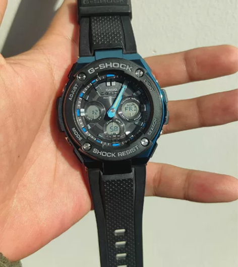 卡西欧GST-W300G 太阳能 六局电...