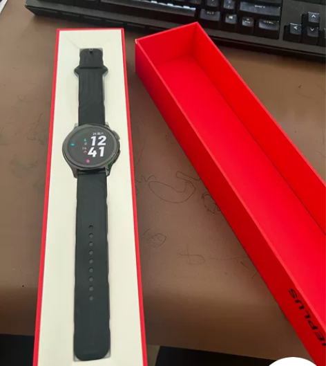 一加watch 原盒、京东购入自用，续航1...