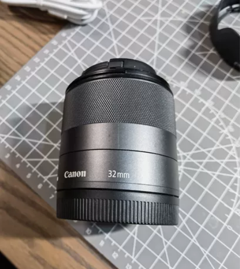 佳能微单镜皇 EF-M 32mm. 1...