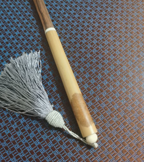 福建湘妃杆，海南黄花梨宣纸裁纸刀 感兴趣的...