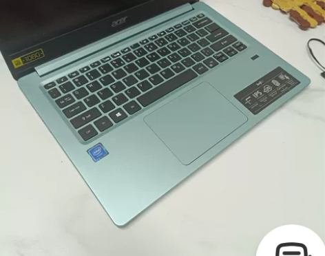 Acer宏基超薄手提电脑。 薄荷绿，超仙。...