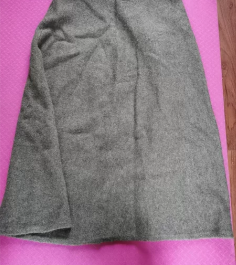 UNIQLO优衣库毛呢半身裙廓形裙 全新，...