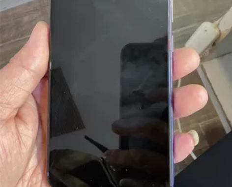 vivos7内爆机，屏坏了，主板正常，成色...