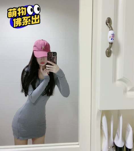 本人实拍 芭比姨拉链针织连衣裙 芭比姨家...