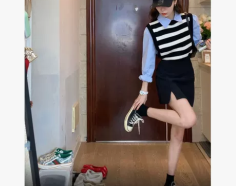 秋季新款小清新女装港风chic时尚马甲衬衫...