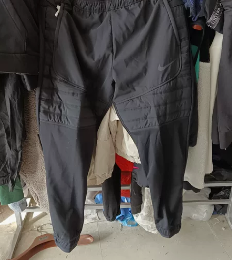 耐克加绒卫裤腰围98臀围128裤长98全新...