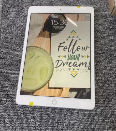 95新Ipad 2019款128g 银色 ...