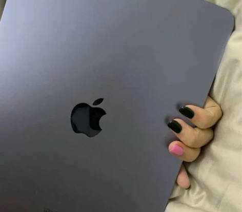 含泪便宜出ipad2022 款iPad平板...
