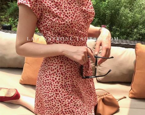 夏日神器显白无敌小碎花法式少女桔梗裙穿过一...