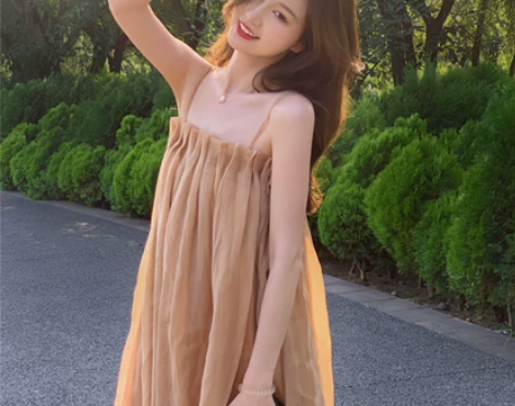 大理旅游法式少女感宽松度假吊带连衣裙三亚海...