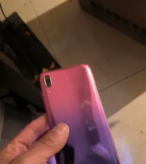 华为畅享9，开机功能正常，内存4十64G，...