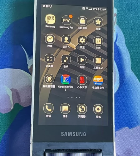 三星 W2018 6+64g 成色看图 ...