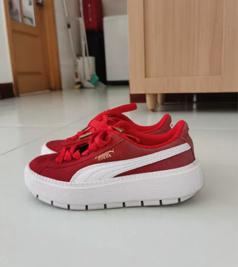 彪马PUMA 红色厚底鞋，35.5码，正品...