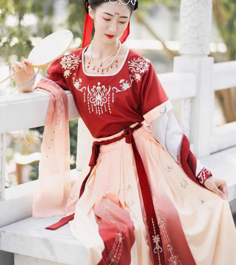 包邮珍缕 - 千禧寻  唐制坦领齐腰汉服 ...