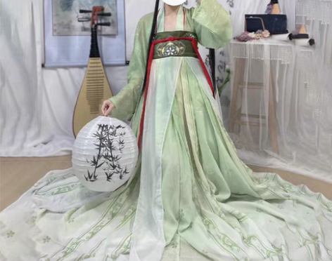 包邮汉旭【梨花朵朵】汉服女唐制齐胸襦裙中国...