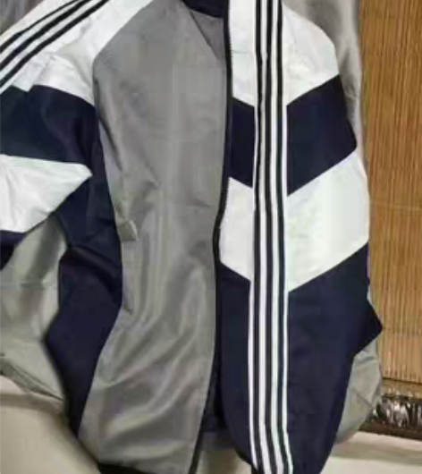 温州校服绝版了大家们赶快下手哦!迟了就没有...
