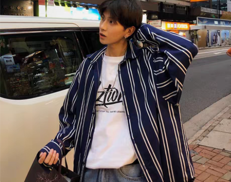 转卖条纹衬衫男oversize… 感兴趣的...