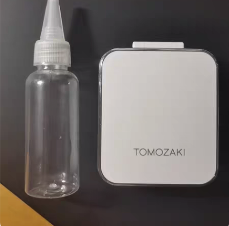 补水仪镜片保护膜还没撕,可做充电宝用,线还...