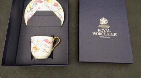 中古英国皇家伍斯特手绘珐琅釉描金咖啡杯 这...