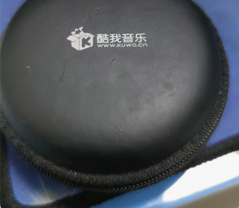 包邮运动耳机,充电的,闲置物品 感兴趣的话...