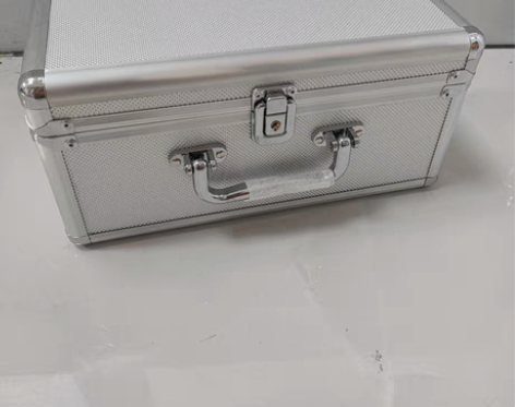 包邮全新收纳盒，可放配件，小工具，尺寸请见...