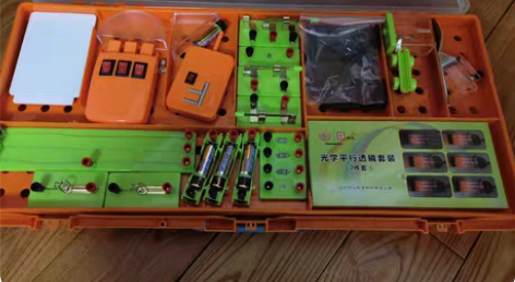 初中科学实验工具箱，学校指定的配套工具，搬...
