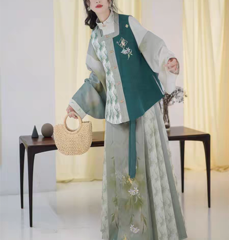 包邮柒邑原创汉服女明制马面裙【竹菊兔兔茶】...