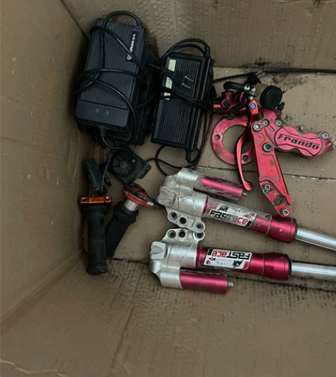 全部便宜出,48v20a充电器,60v20...