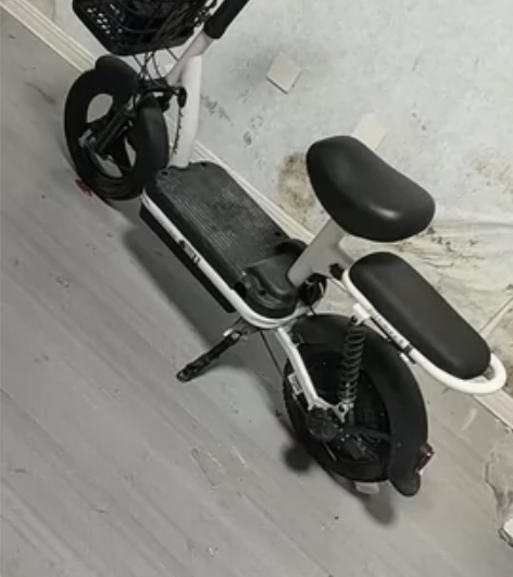 二手电动车，600出就一台 感兴趣的话点“...