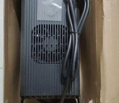 小牛NGT充电器,全新没用过 一直放着,几...