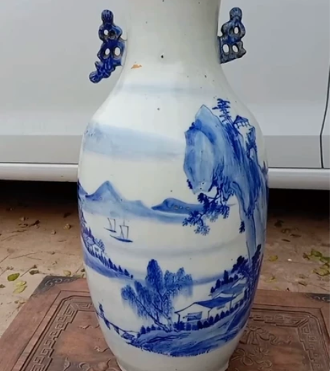 清代300件青花山水大瓶,高度60多厘米,...