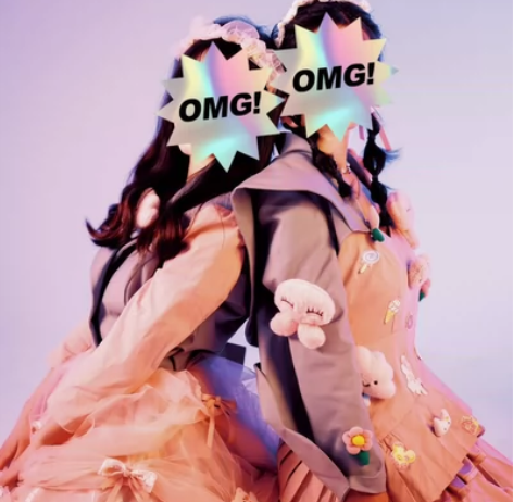 服装原创设计成衣两套!(800一套,打包1...