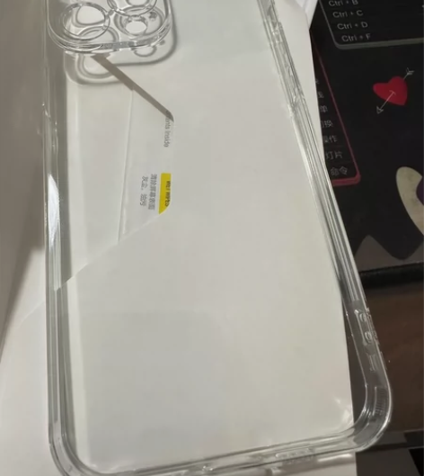 闪魔手机壳+送的手机膜,买错型号了...这...