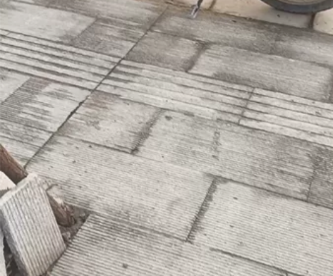 铃木钻豹125.此车车况极品，跑不到100...